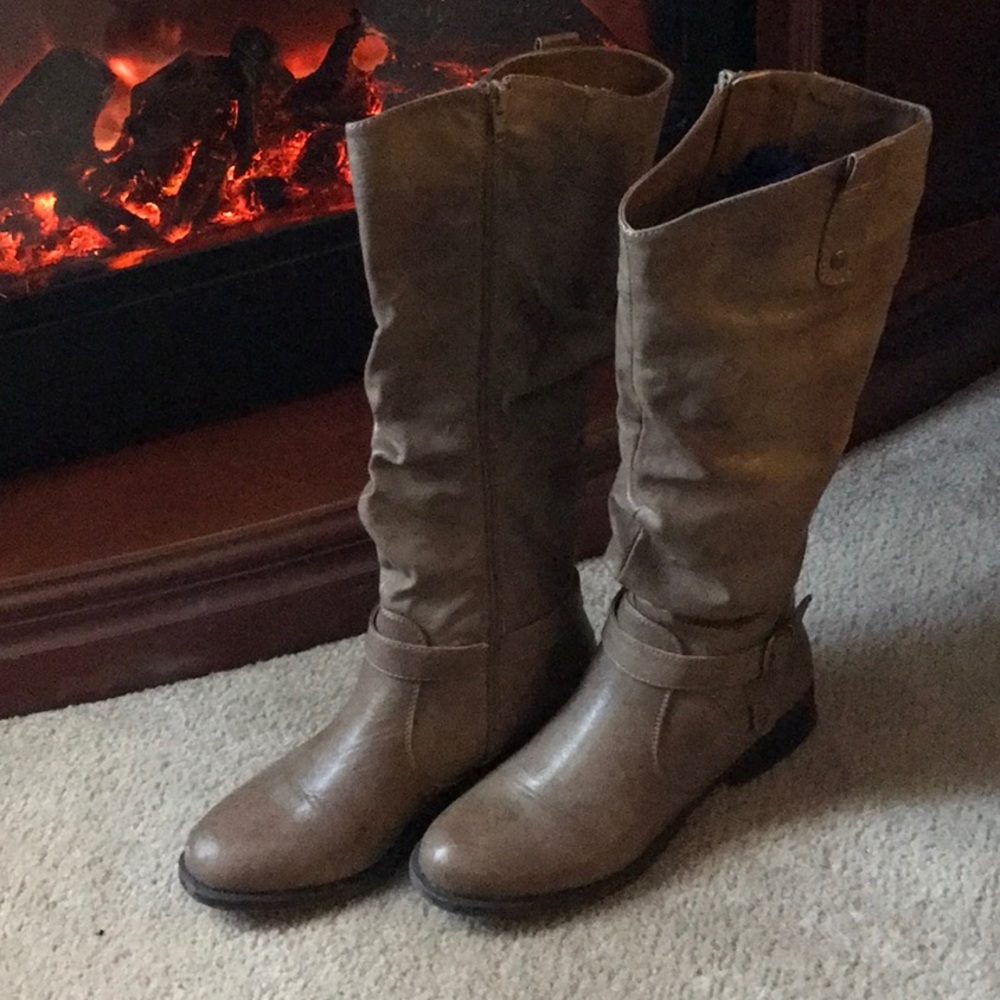 Tan boots
